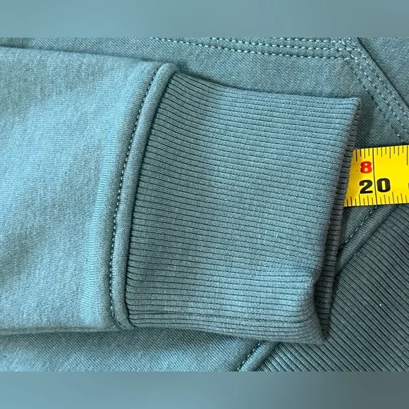 Carhartt Relax Fit Dark Teal Pullover Hoodie with Logo Sz.Sm. (4-6) NWT #70 - Picture 7 of 7